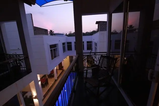 Luxury Tek Büyük Yataklı Oda, 1 Büyük (Queen) Boy Yatak, Sigara İçilebilir, Havuz Manzaralı