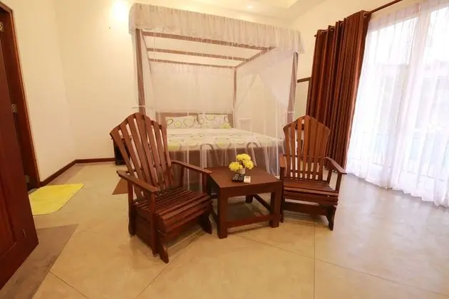 Luxury Tek Büyük Yataklı Oda, 1 Büyük (Queen) Boy Yatak, Sigara İçilebilir, Havuz Manzaralı