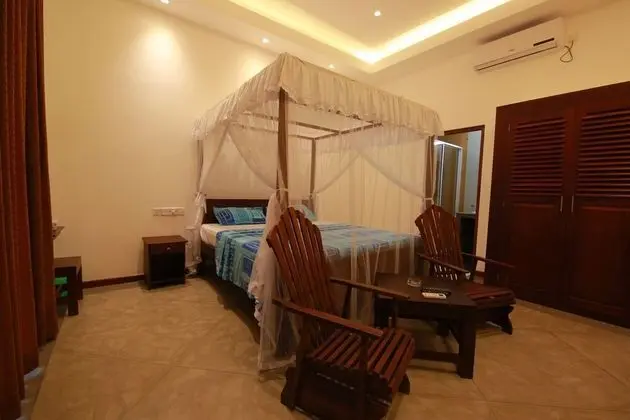 Luxury Tek Büyük Yataklı Oda, 1 Büyük (Queen) Boy Yatak, Sigara İçilebilir, Havuz Manzaralı
