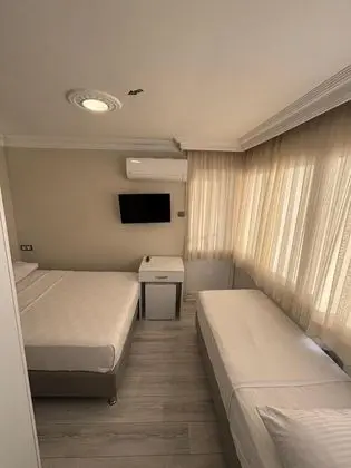 Üç Kişilik Oda, Şehir Manzaralı, 2. Kat