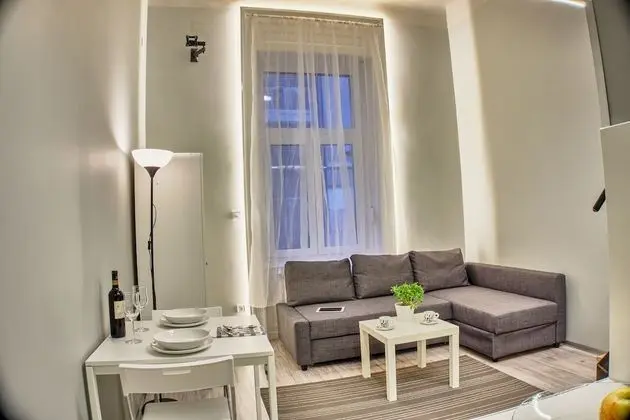 Apartment 3