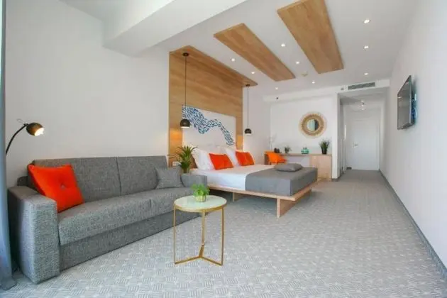 Deluxe Oda, Balkon, Deniz Manzaralı (for 4)