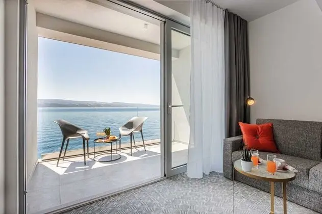 Deluxe Oda, Balkon, Deniz Manzaralı (for 4)