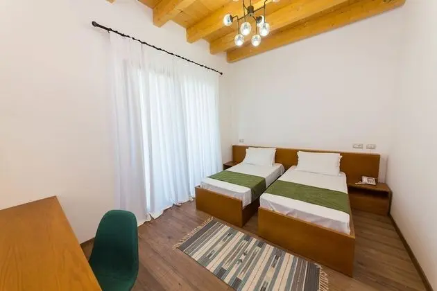 Deluxe Tek Büyük veya İki Ayrı Yataklı Oda, Balkon, Deniz Manzaralı