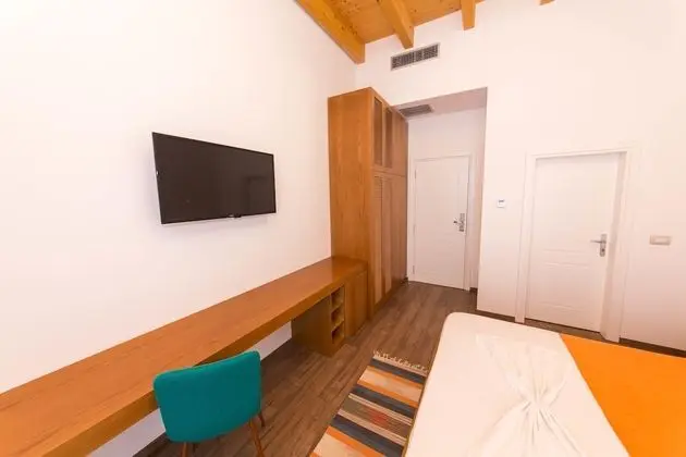 Deluxe Tek Büyük Yataklı Oda, Balkon, Deniz Manzaralı