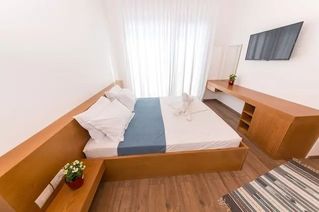 Family Oda, Balkon, Deniz Manzaralı