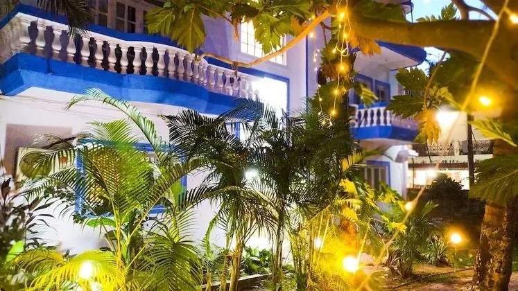 Comfort Apart Daire, 1 Tek Kişilik Yatak, Balkon, Bahçe Manzaralı