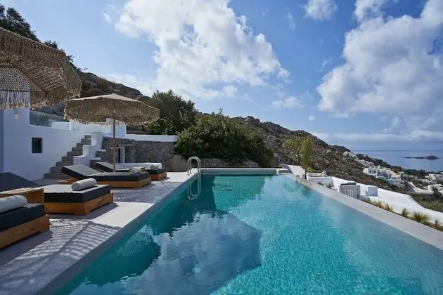 Deluxe Villa