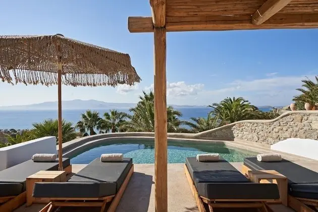 Grand Villa