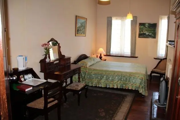 Standard Tek Büyük veya İki Ayrı Yataklı Oda, Bahçe Manzaralı