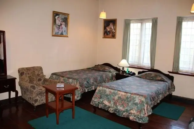 Standard Tek Büyük veya İki Ayrı Yataklı Oda, Bahçe Manzaralı