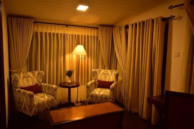 Deluxe Oda, 1 Çift Kişilik Yatak, Sigara İçilmez, Dağ Manzaralı