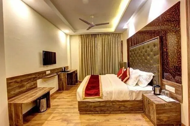 Majestic Room