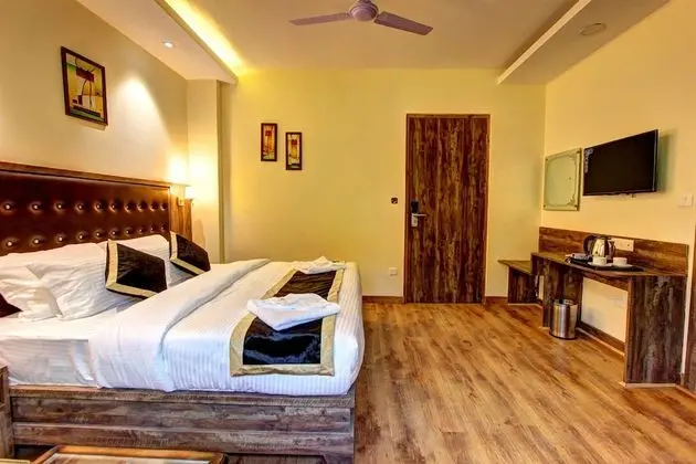 Majestic Room