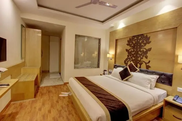 Majestic Room