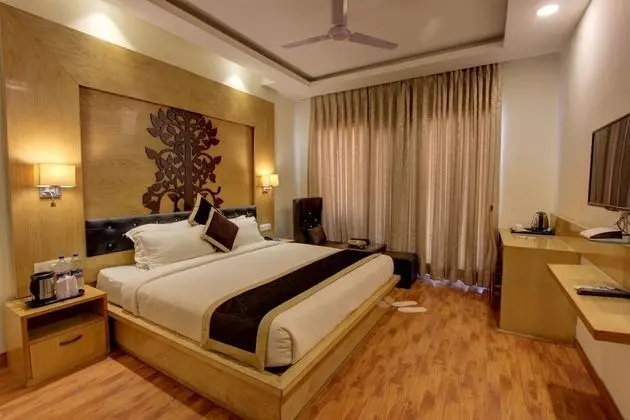 Majestic Room