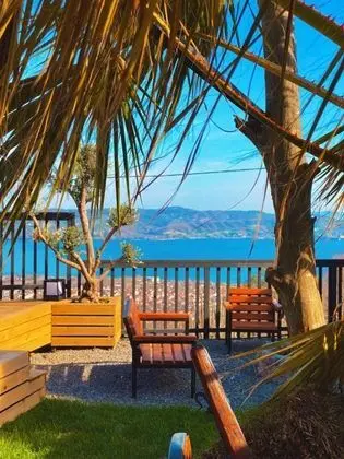 Bungalow, Göl Manzaralı, Isıtmalı Özel Havuzlu