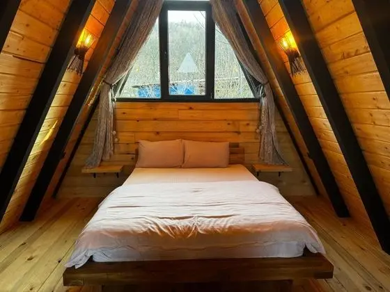 Bungalow, Havuz Manzaralı, Isıtmalı Özel Havuzlu