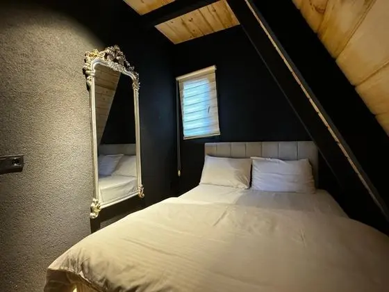 Bungalow, Havuz Manzaralı, Isıtmalı Özel Havuzlu