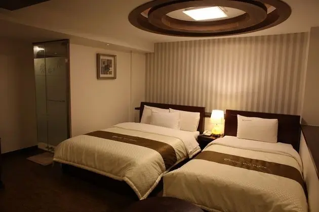 Deluxe İki Ayrı Yataklı Oda