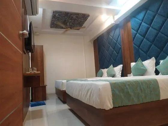 Deluxe Üç Kişilik Oda