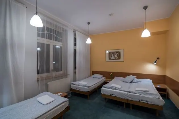 Standard Dört Kişilik Oda