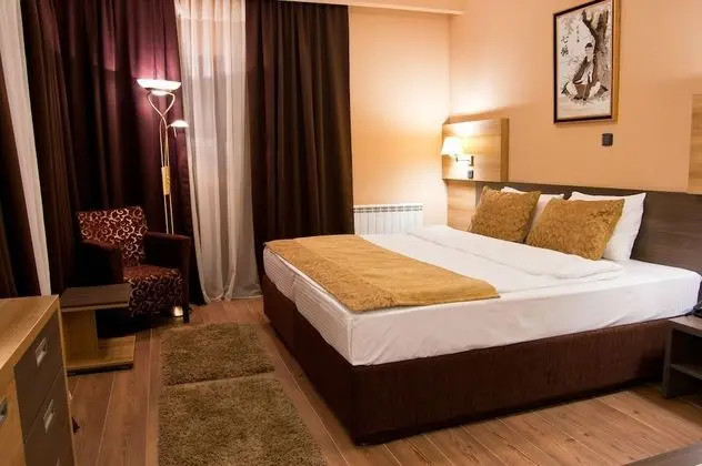 Classic İki Ayrı Yataklı Oda, 1 Yatak Odası, Sigara İçilebilir, Park Manzaralı