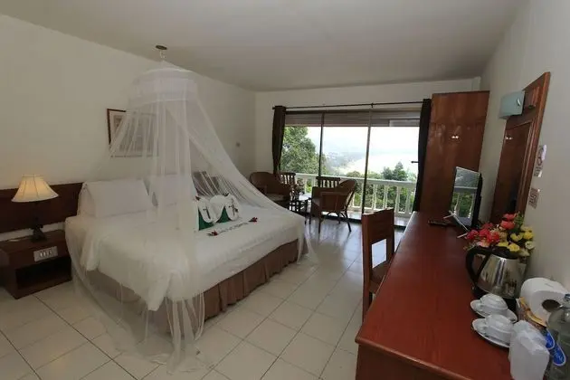 Deluxe Beachfront Room
