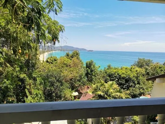 Deluxe Beachfront Room