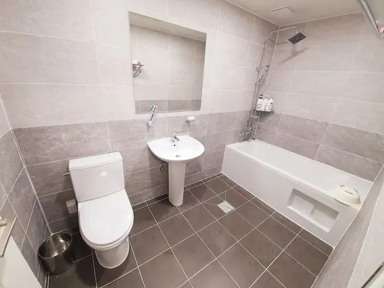 Standard Oda, 1 Büyük (Queen) Boy Yatak