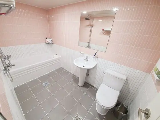 Standard Oda, 1 Büyük (Queen) Boy Yatak