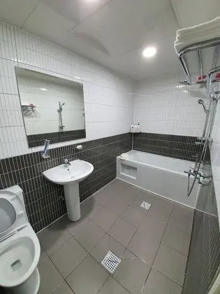 Standard Oda, 1 Büyük (Queen) Boy Yatak