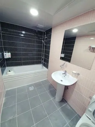 Standard Oda, 1 Büyük (Queen) Boy Yatak