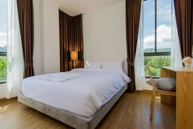 Suite 2 Bedroom