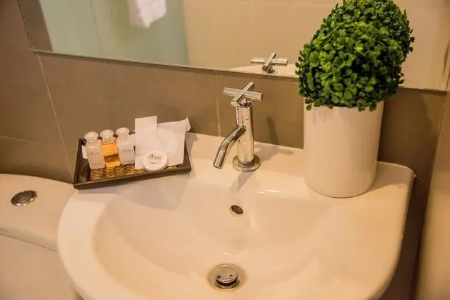 Suite 2 Bedroom