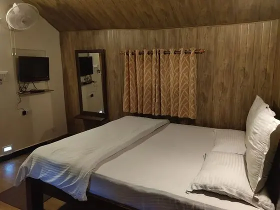 Tek Büyük Yataklı Oda, 1 Çift Kişilik Yatak, Bahçe Manzaralı