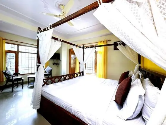 Executive Kır Evi