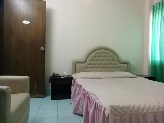 Deluxe Tek Büyük veya İki Ayrı Yataklı Oda