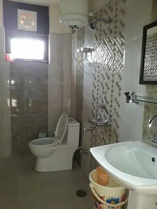 Family Tek Kişilik Oda
