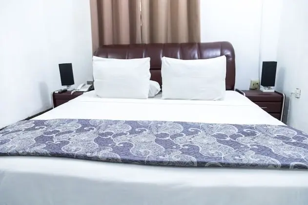 Standard Tek Büyük veya İki Ayrı Yataklı Oda