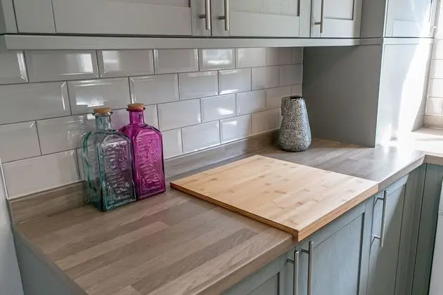 Classic Tek Büyük Yataklı Oda, Ortak Banyo, Bahçe Manzaralı