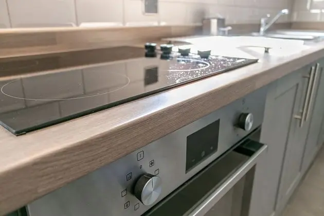 Classic Tek Büyük Yataklı Oda, Ortak Banyo, Bahçe Manzaralı