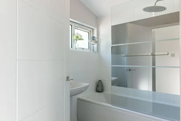 Luxury Tek Büyük Yataklı Oda, Ortak Banyo (Birch)