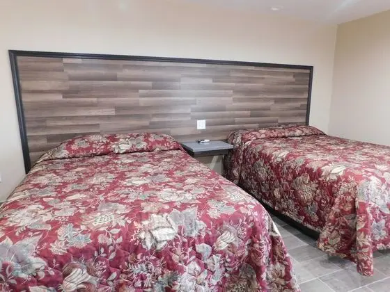 2 Queen Bed Non Smoking