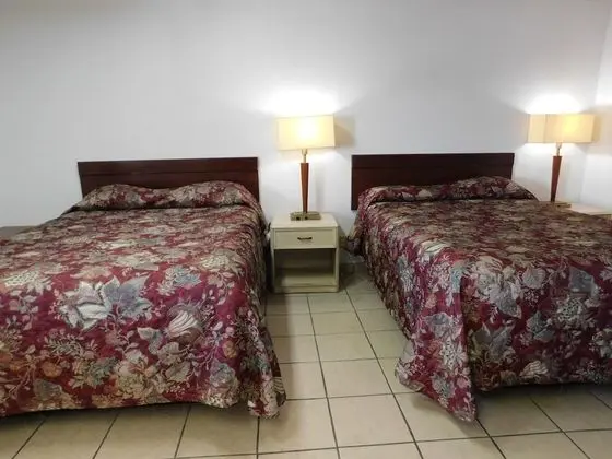 2 Queen Bed Non Smoking
