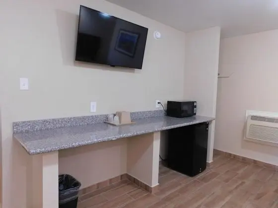 2 Queen Bed Suite Non Smoking