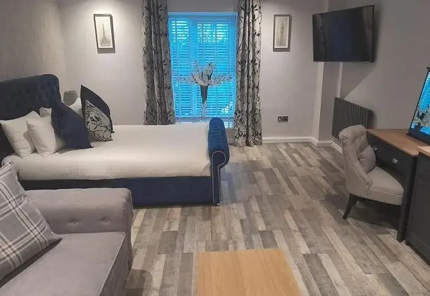 Deluxe Tek Büyük Yataklı Oda