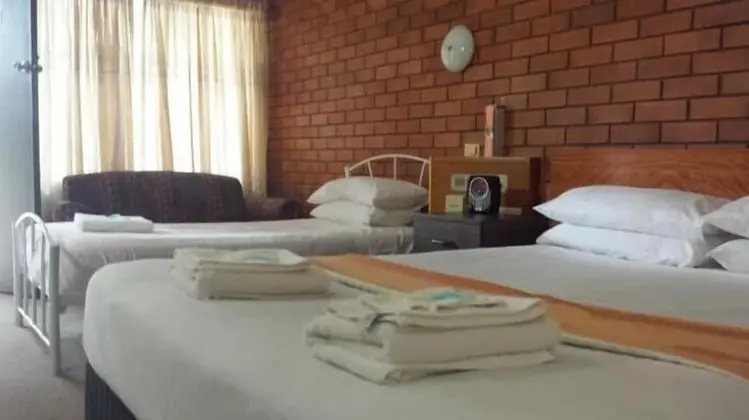 Standard Oda, Sigara İçilmez (Standard Quadruple Room)