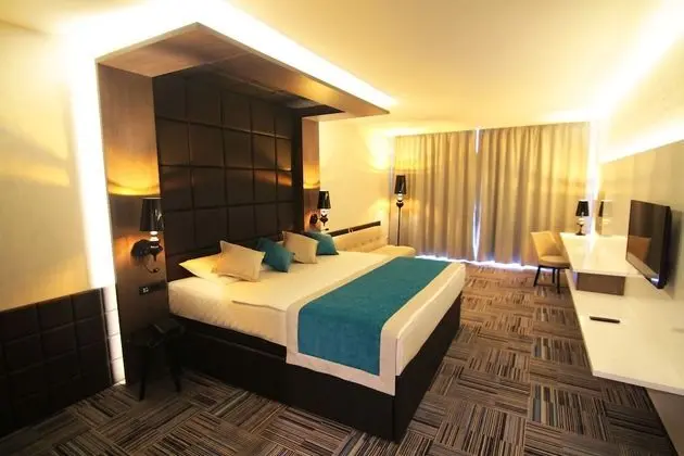 Deluxe Süit, 1 Yatak Odası, Balkon