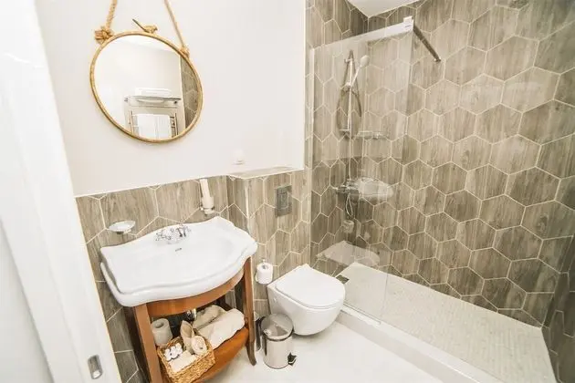 Standard Tek Büyük Yataklı Oda, Balkon, Park Manzaralı